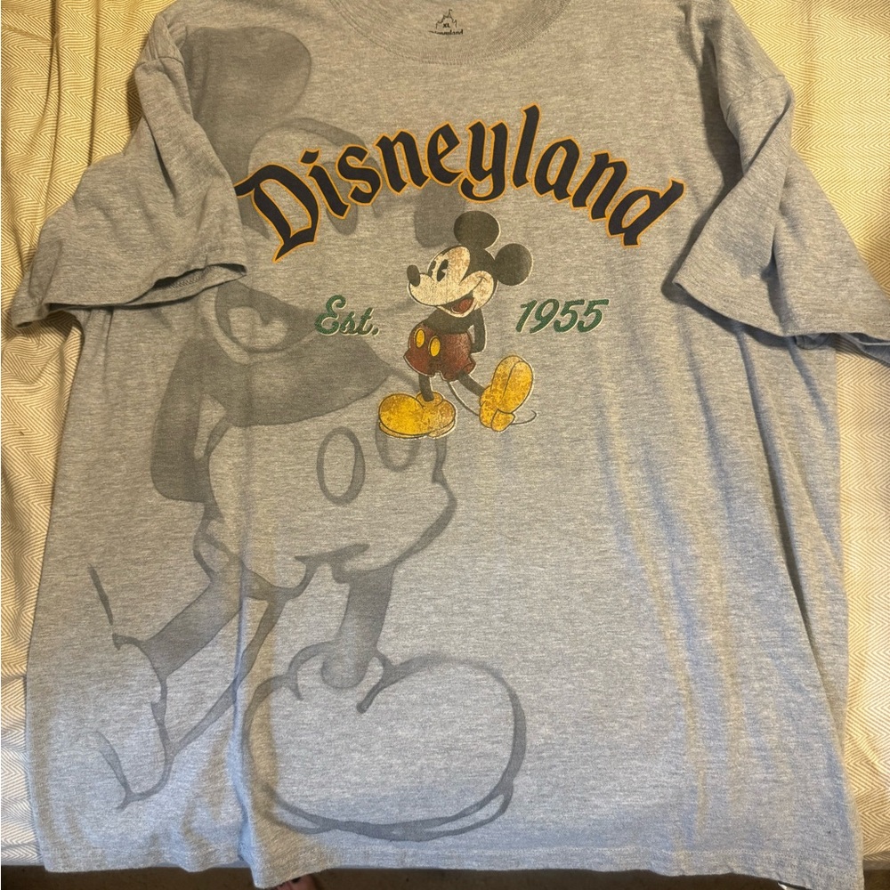 Disneyland Tshirt XL